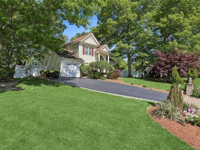 House for sale in Centereach, New York