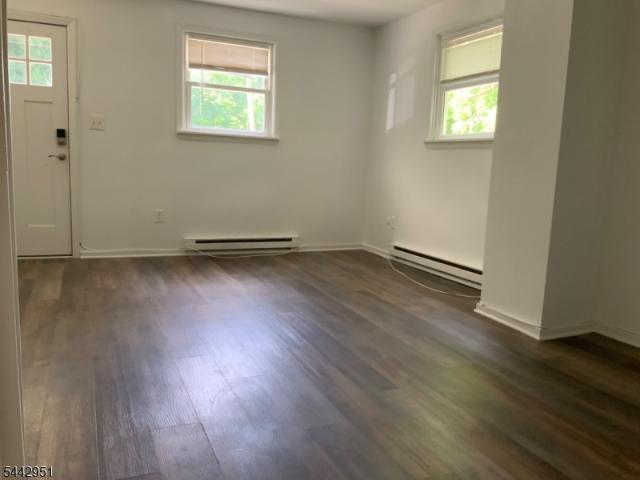 Property for rent in Stockholm, New Jersey