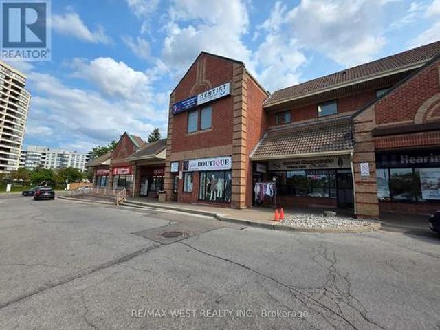 Commercial for rent in York, Ontario