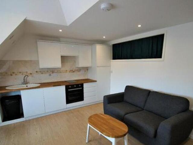 House for rent in Bedford