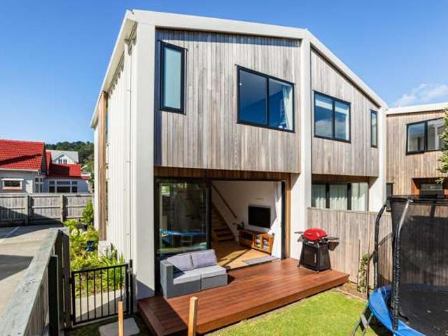Townhouse for sale in Seatoun, Wellington