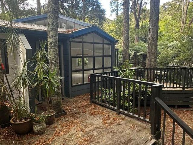 Apartment for rent in Kōnini, Waitākere Ranges
