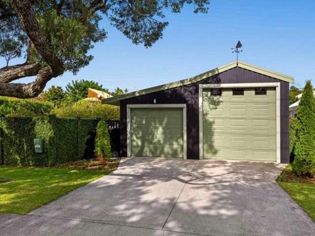 House for rent in Whangaparaoa