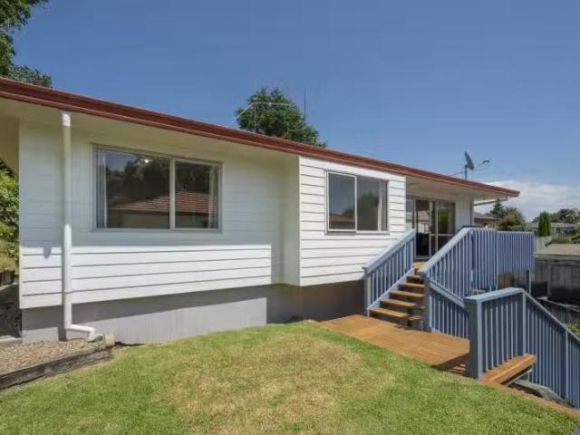 House for sale in Omokoroa, Bay Of Plenty