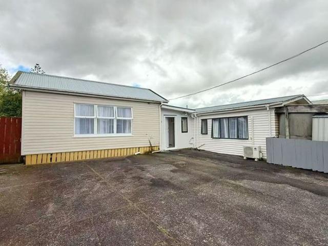 House for rent in Waitākere, Waitākere Ranges