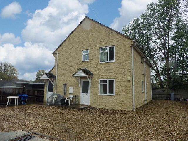 Apartment for rent in Black Bourton, Oxfordshire