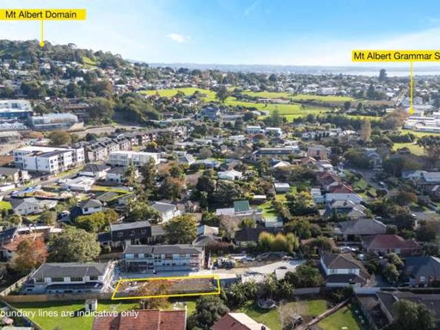 Land for sale in Balmoral