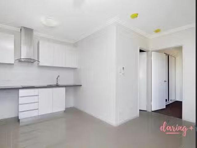Apartment for rent in Oonoonba, Queensland