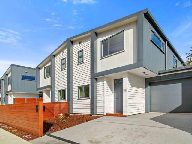 House for sale in Days Bay, Wellington