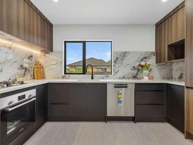 Townhouse for sale in East Tamaki