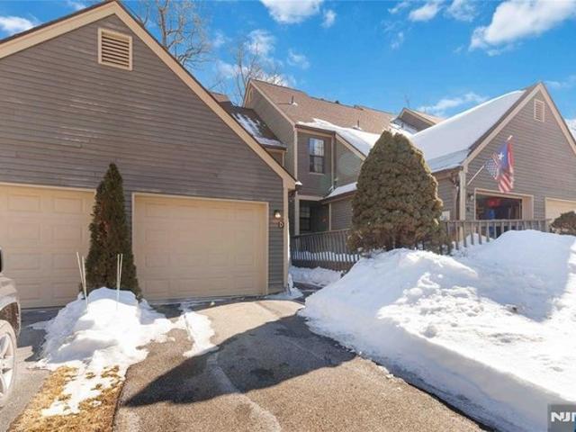 Townhouse for sale in Passaic, New Jersey