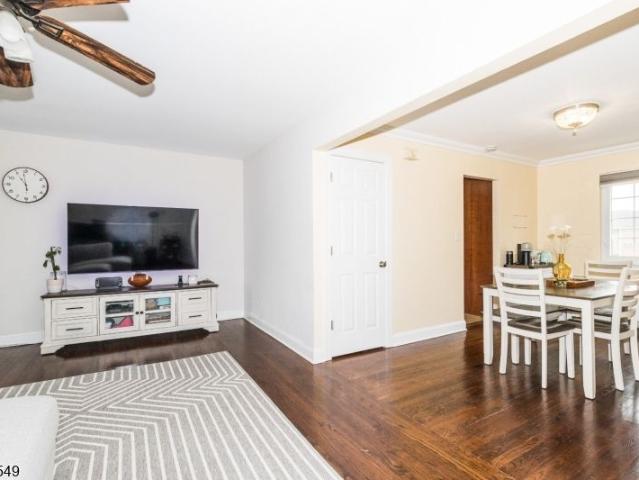Condo for rent in Springfield, New Jersey