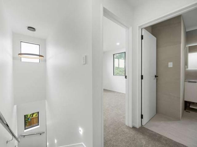 House for sale in One Tree Hill