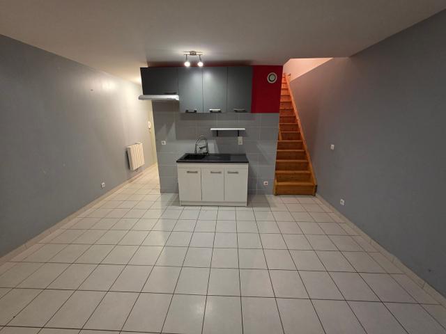 Appartement location à Les Neyrolles, Ain