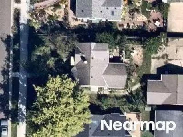 House for sale in Hopkins