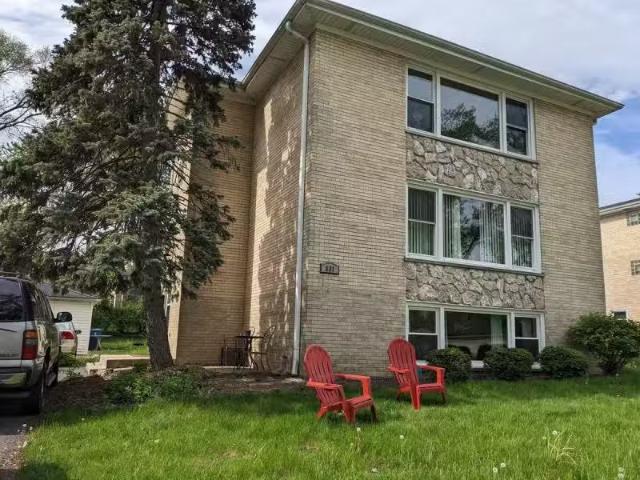 House for rent in Downers Grove