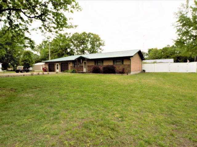 House for sale in Benton, Illinois