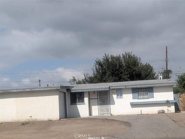 House for sale in Azusa, California