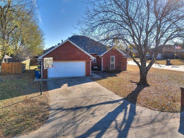 House for sale in Choctaw, Oklahoma
