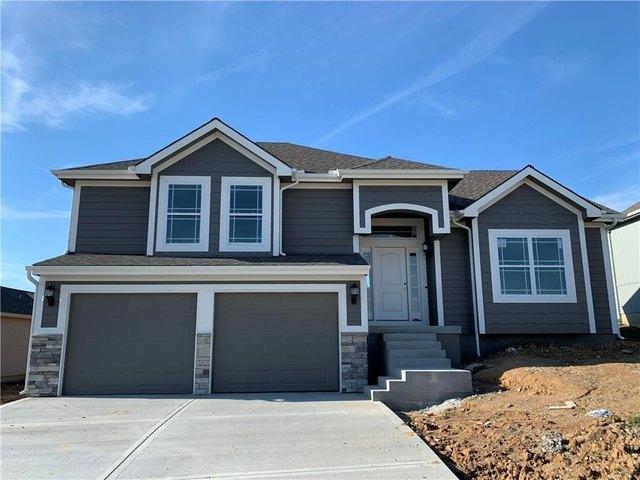 House for sale in Kearney, Missouri