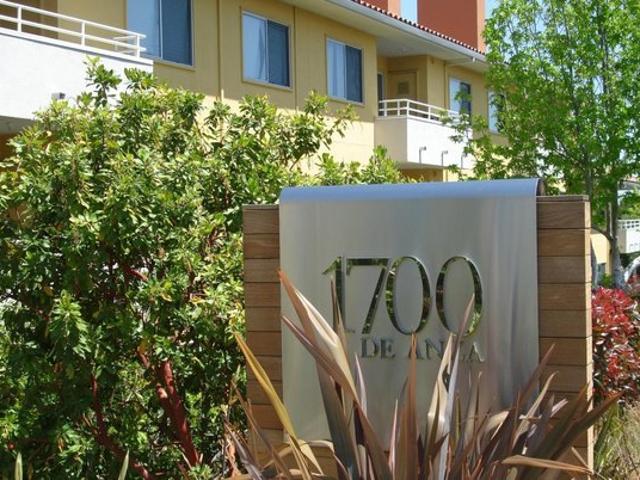 Condo for sale in San Mateo, California