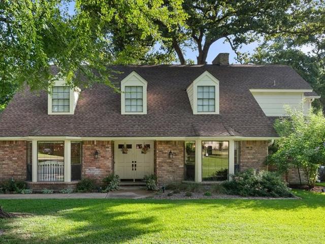 House for sale in Navarro, Texas