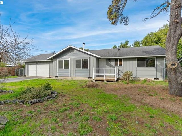 House for sale in Oregonia