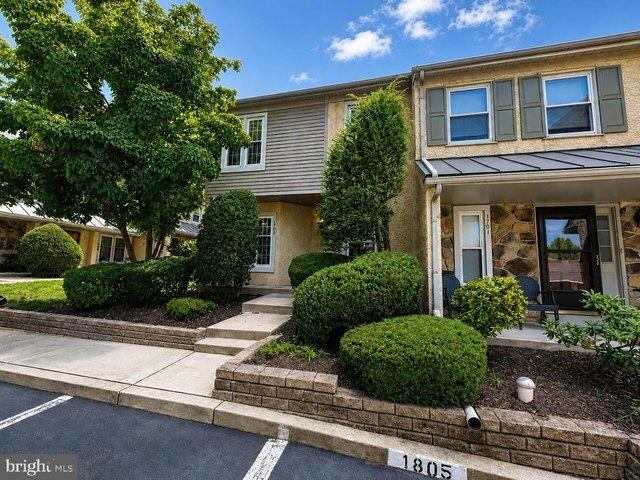 Townhouse for sale in Chester, Pennsylvania