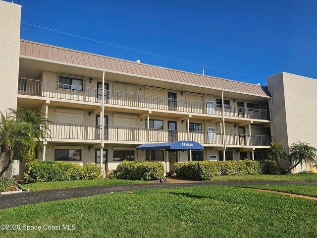 Condo for sale in Cocoa Beach, Florida