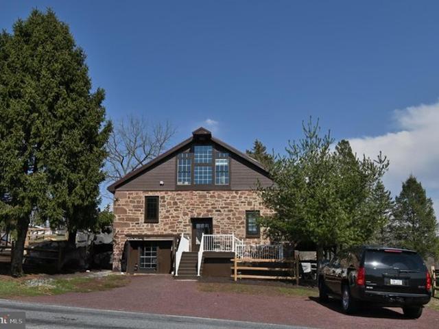 House for sale in Stevens, Pennsylvania