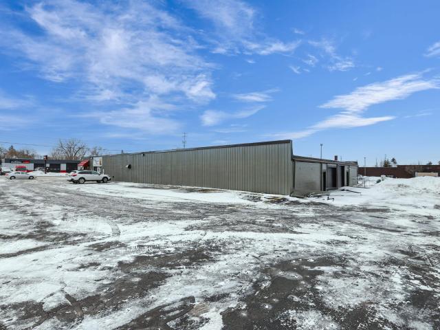 Commercial for sale in Appleton, Wisconsin