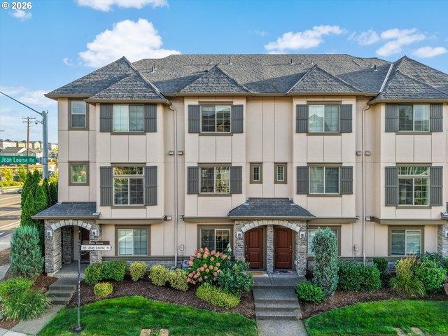 Townhouse for sale in Oregonia