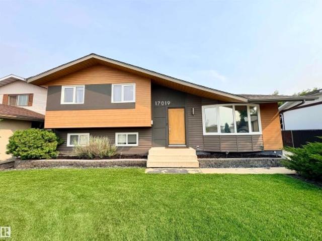 House for sale in Wedgewood, Alberta