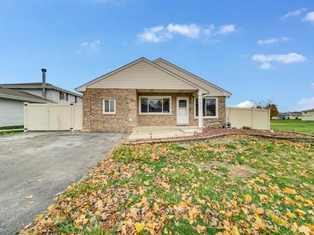 House for sale in Orland Hills, Illinois