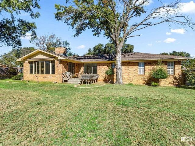 House for sale in Henrietta, Clay County