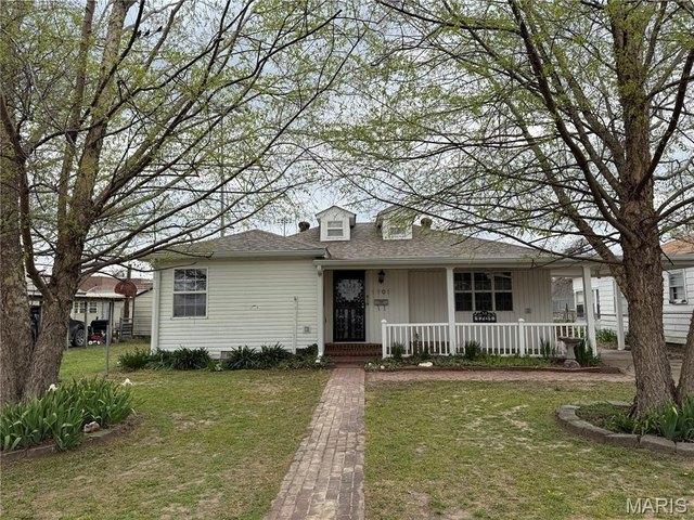 House for sale in Caruthersville, Missouri