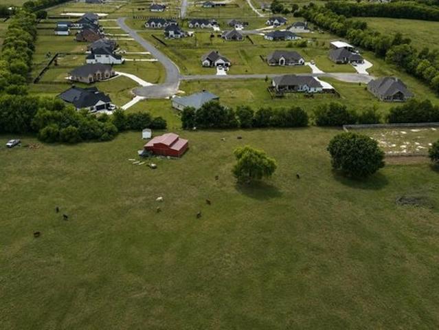 Farm for sale in Van Alstyne, Texas