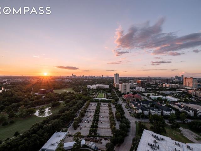 Condo for sale in Harris, Texas