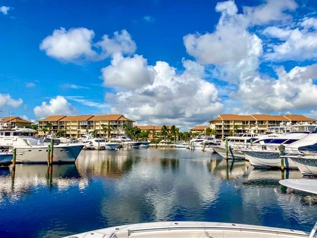 Condo for sale in Jupiter, Florida