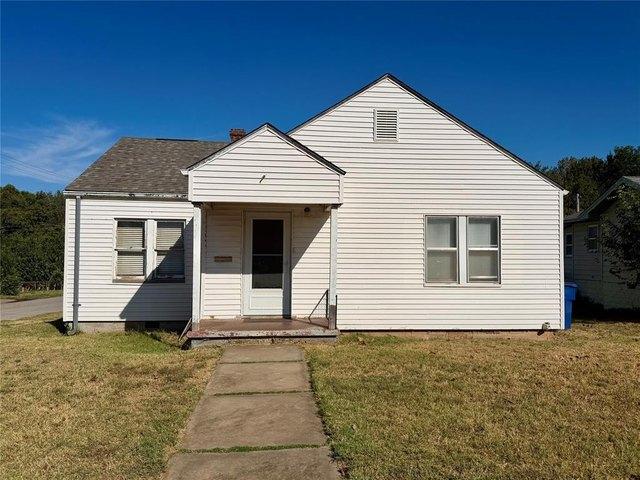 House for sale in Chickasha, Oklahoma