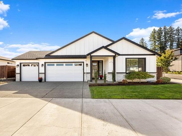 House for sale in Brush Prairie, Clark County
