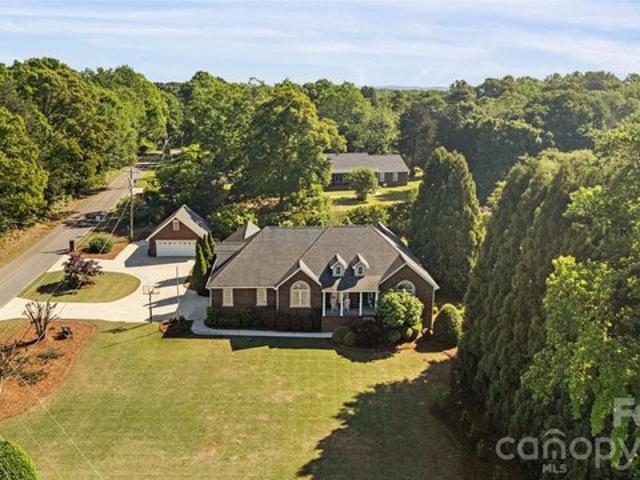 House for sale in Belmont, North Carolina