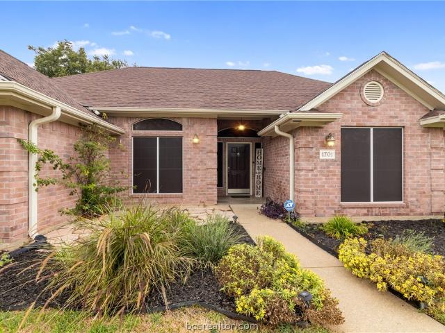 House for sale in Springbrook, College Station