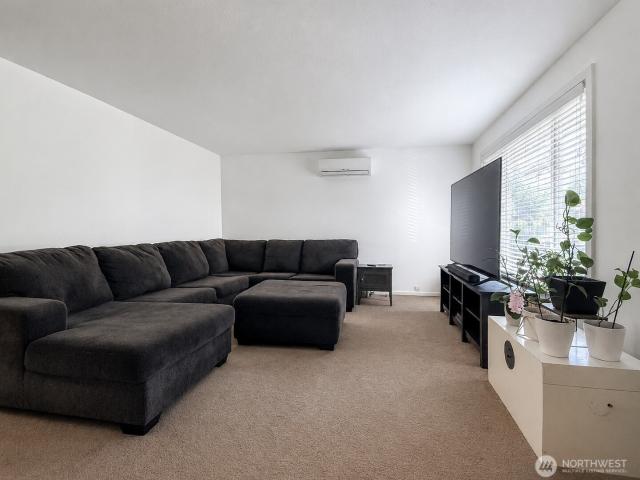 House for sale in Spanaway, Washington