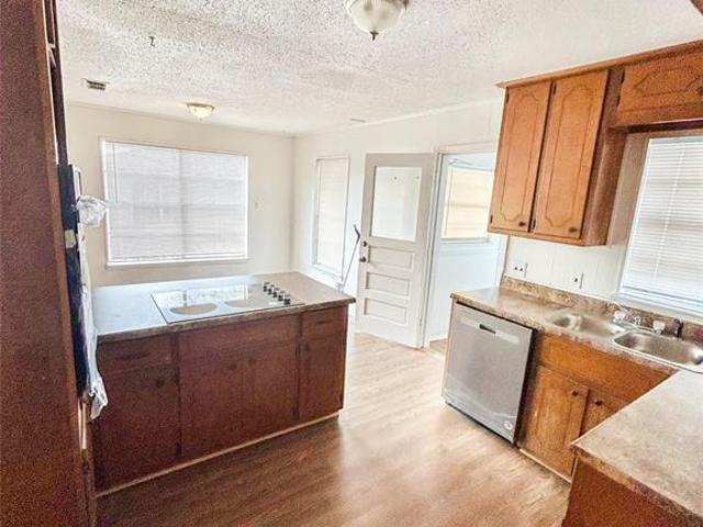 House for sale in Clarksville, Texas