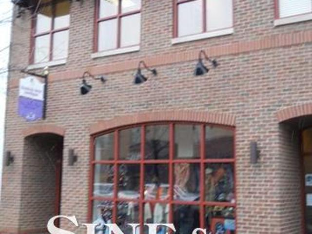 Commercial for sale in Grosse Pointe, Michigan