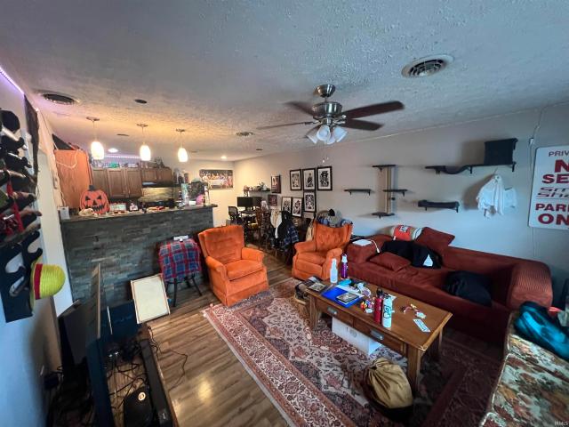 House for sale in Bedford, Indiana