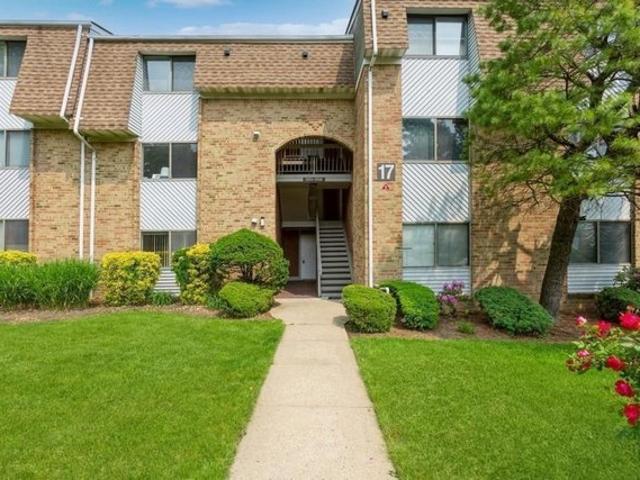 Condo for sale in Edison, New Jersey