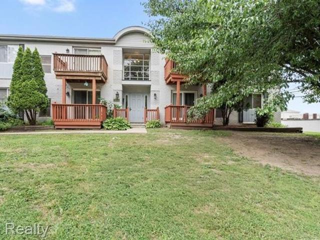 Condo for sale in Trenton, Michigan