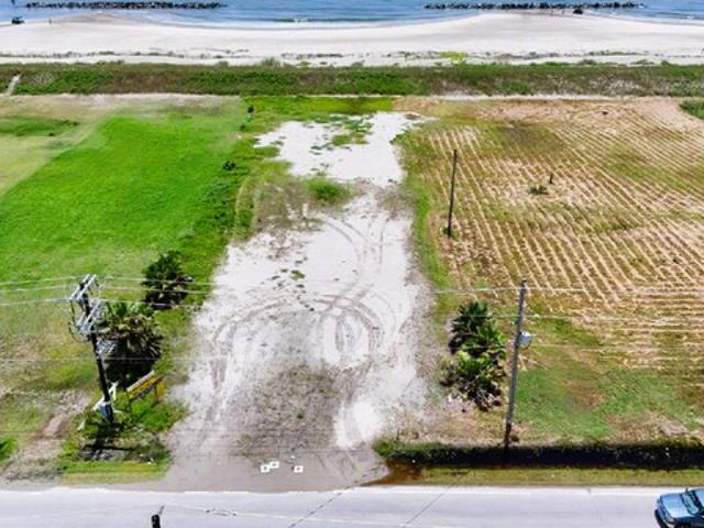 Land for sale in Grand Isle, Louisiana